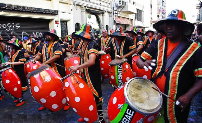 Carnaval uruguayo - El candombe