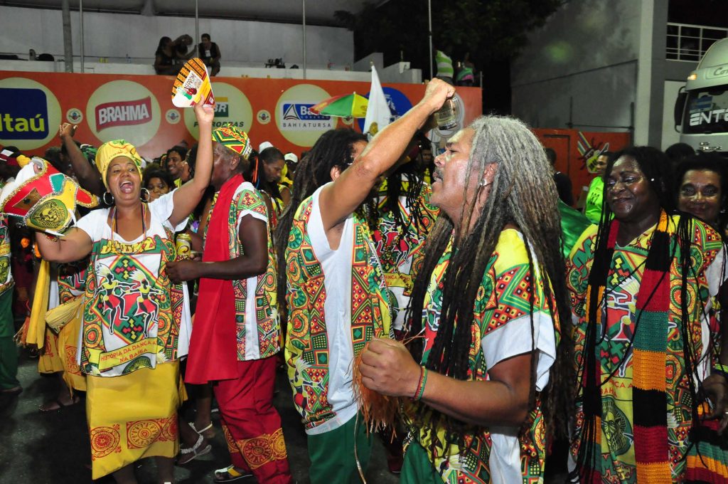 Vestimenta de Jamaica: para hombre, mujer, y todo lo referente a ello