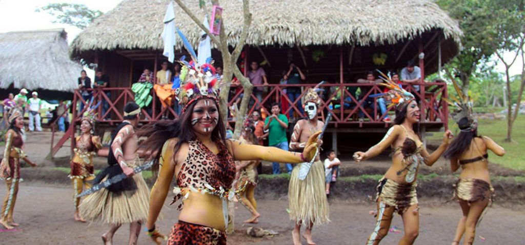 festivales de danzas de la selva