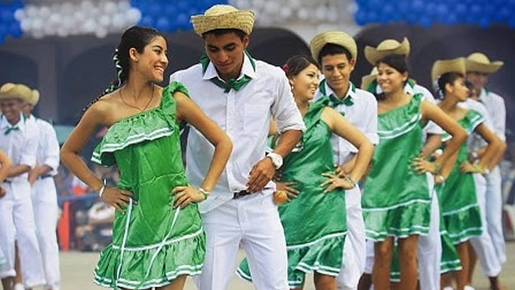 Bailes típicos de Bolivia 