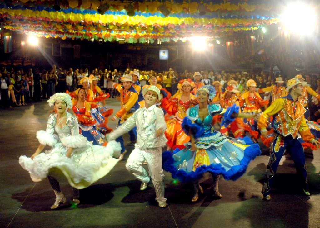 O Que E Cultura Popular Brasileira - FDPLEARN